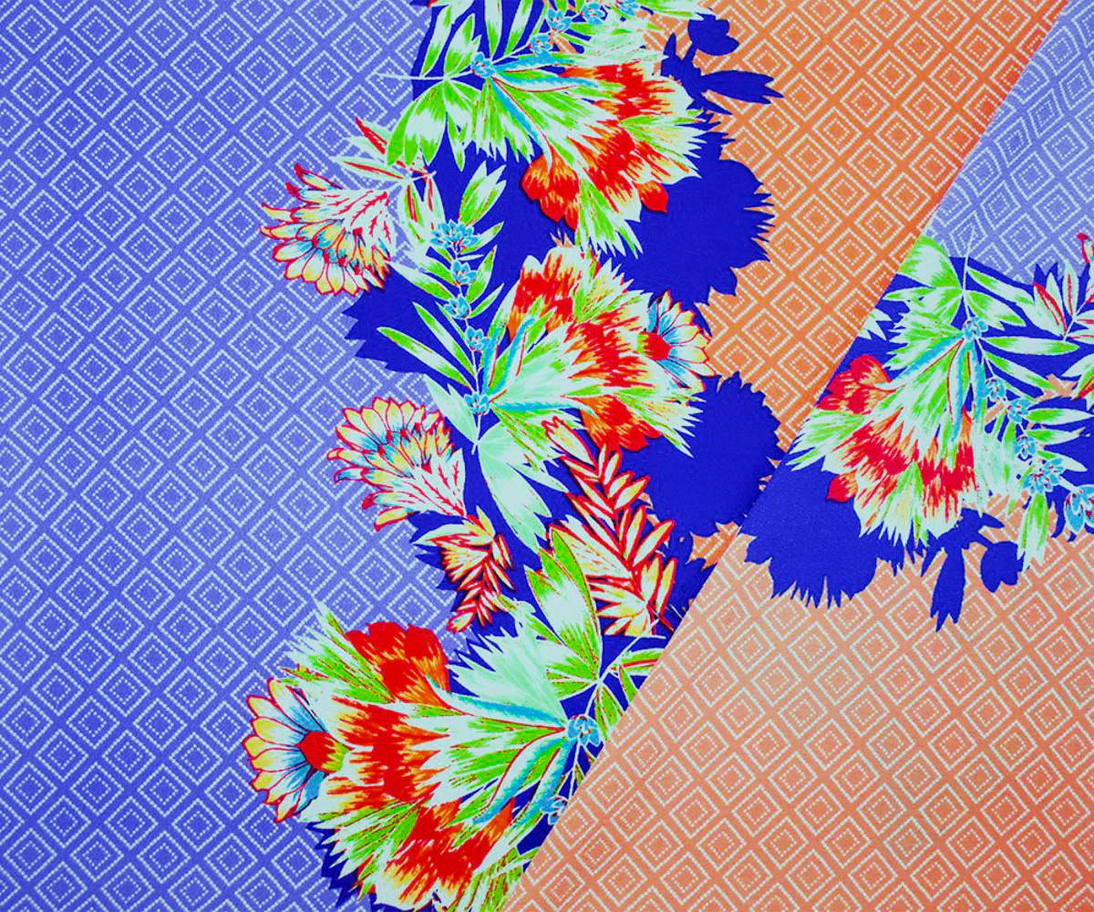 Blue-Coral-Multi Poly Border Floral Diamond Printed Crepe Woven Fabric - Image 3