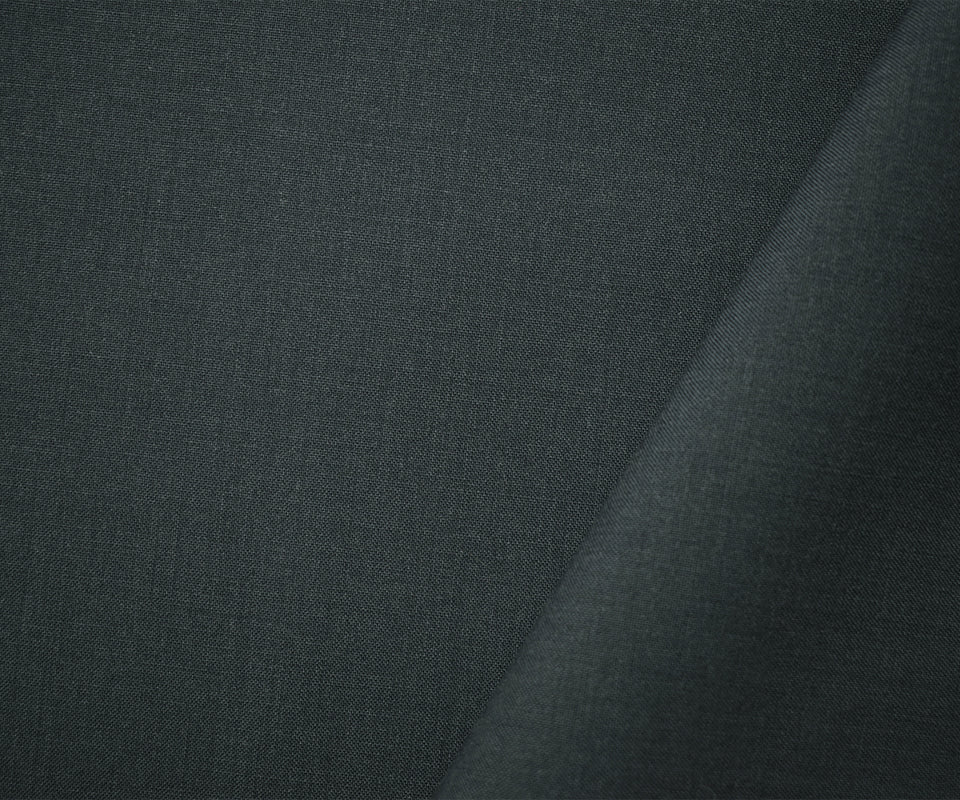 Gray Poly Wool Solid Woven Suiting Fabric - Image 2