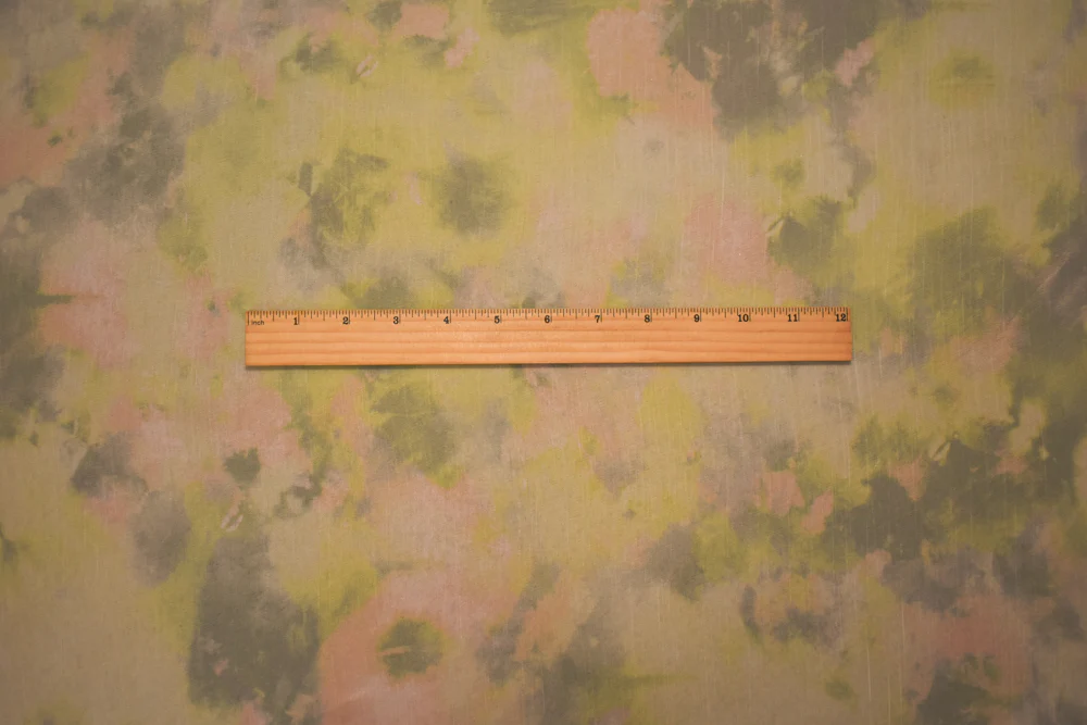 Green-Beige Poly Tie Dye Printed Crinkle Yoryu Chiffon Woven Fabric - Image 4