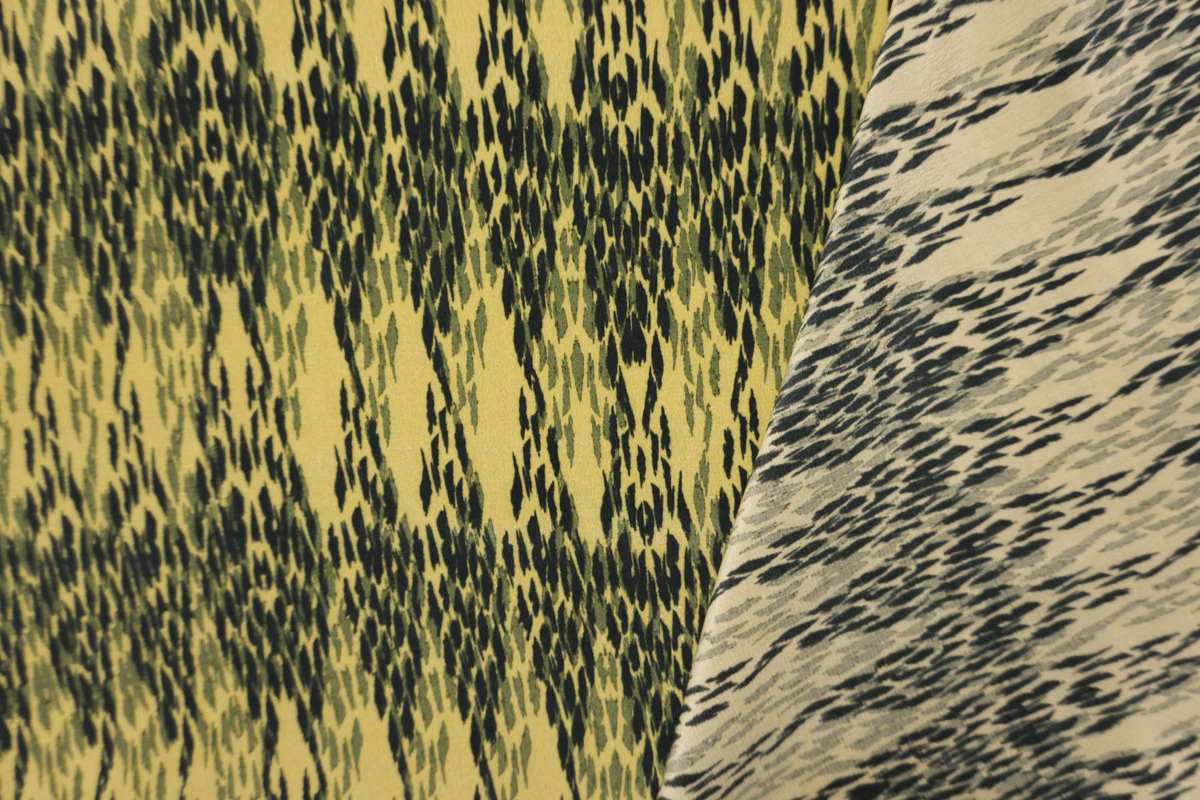 Green Silk Abstract Printed Crepe De Chine Woven Fabric - Image 2