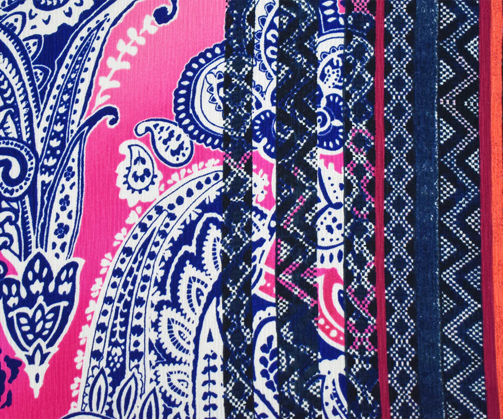 Navy-Pink-Multi Poly Paisley Border Print Crinkle Dobby Crepe Woven Fabric - Image 4