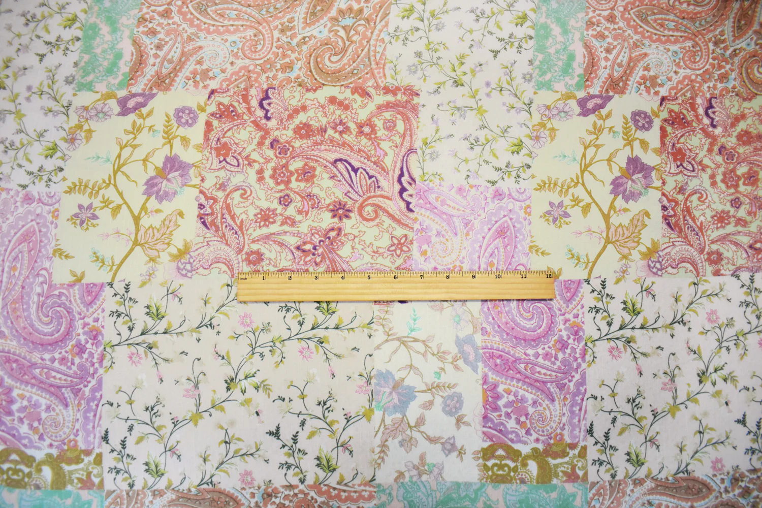 Pink-BeigeMulti Poly Ink Paisley Floral Printed Crinkle Yoryu Chiffon Woven Fabric - Image 4