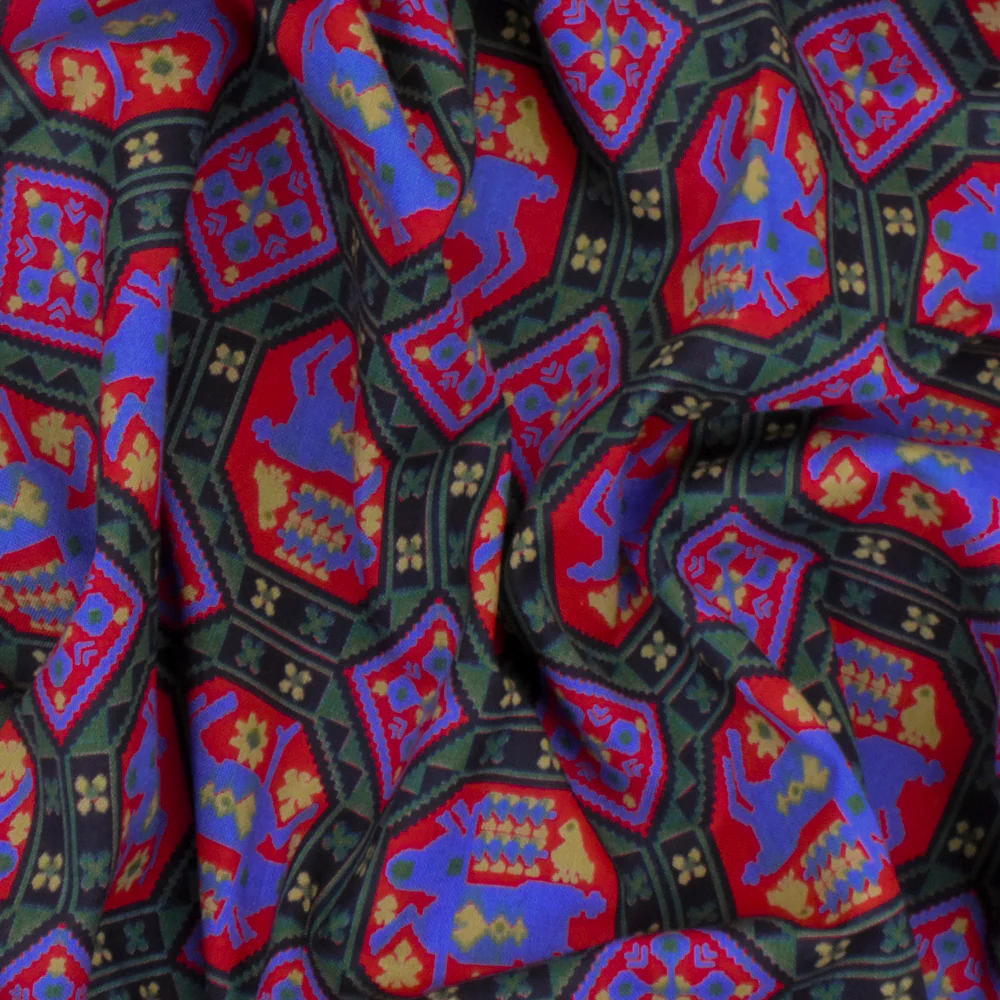 Red/Green/Multi Vintage 1950s Reindeer Print Shirting Fabric - Image 3